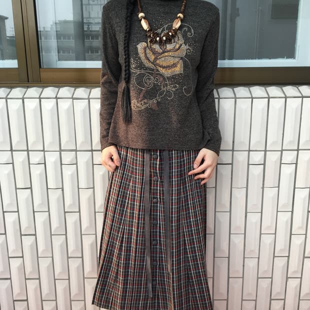Cubic flower point knit
