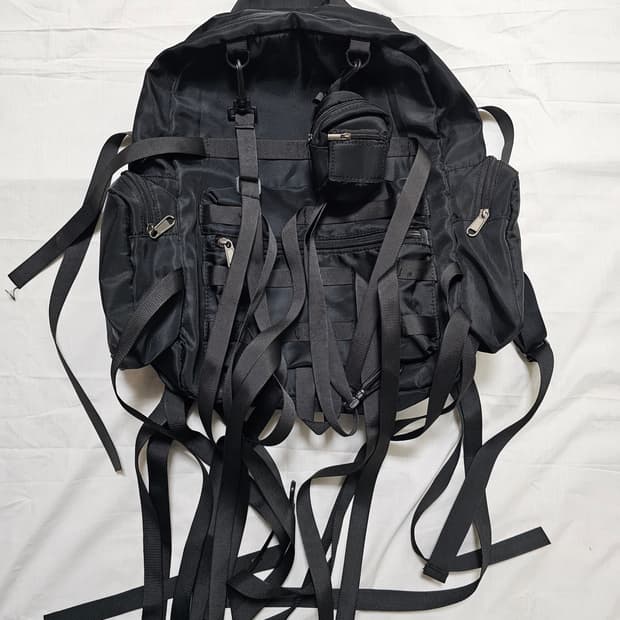 블랙 백팩