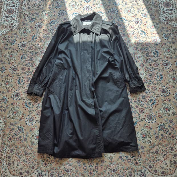 올드 디올 부띠끄 트렌치 코트