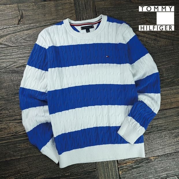 [타미힐피거] 스몰 로고 자수 스트라이프 니트 M19227