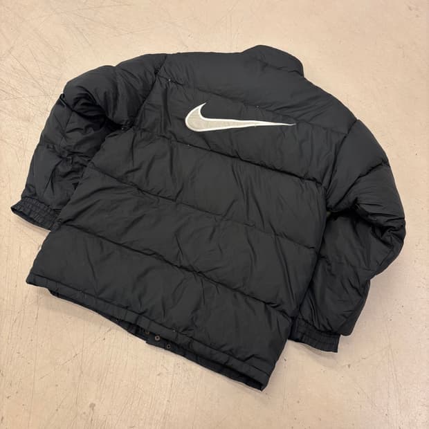 나이키 올드스쿨 빅로고 덕다운 패딩