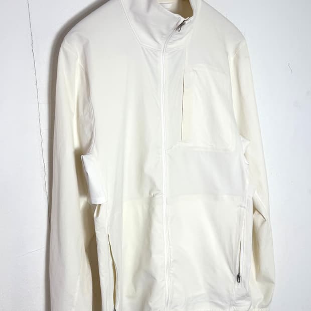 룰루레몬 룰루레몬자켓 룰루레몬바람막이