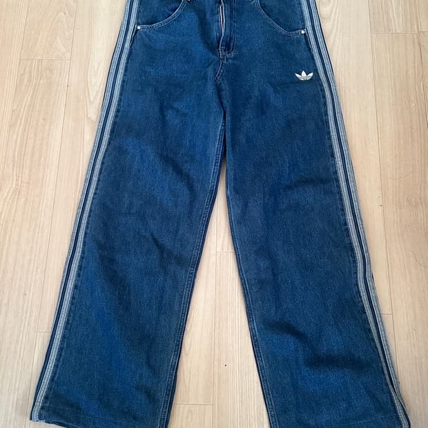 아디다스 아디컬러 데님 파이어버드 팬츠