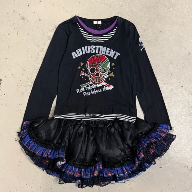 Kitsch punk girl cody set