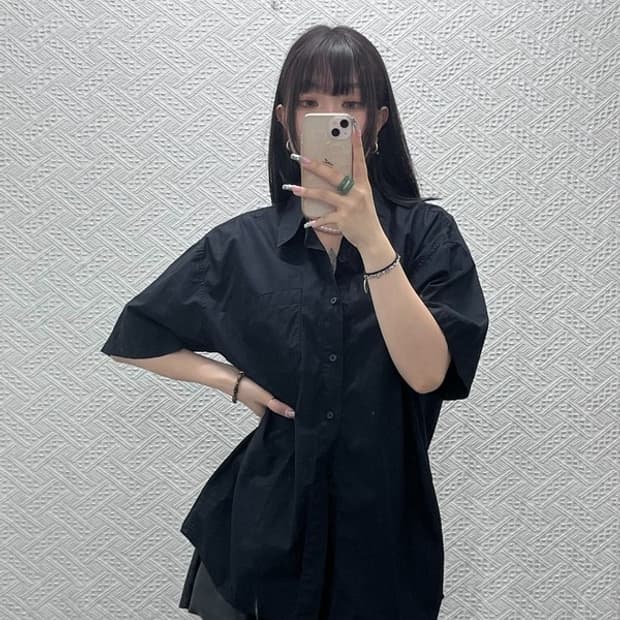 메르고 빈티지 캐주얼 모던시크 올블랙 반팔 셔츠 L C12755