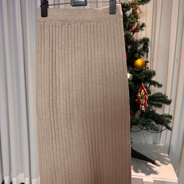 베이지 롱스커트