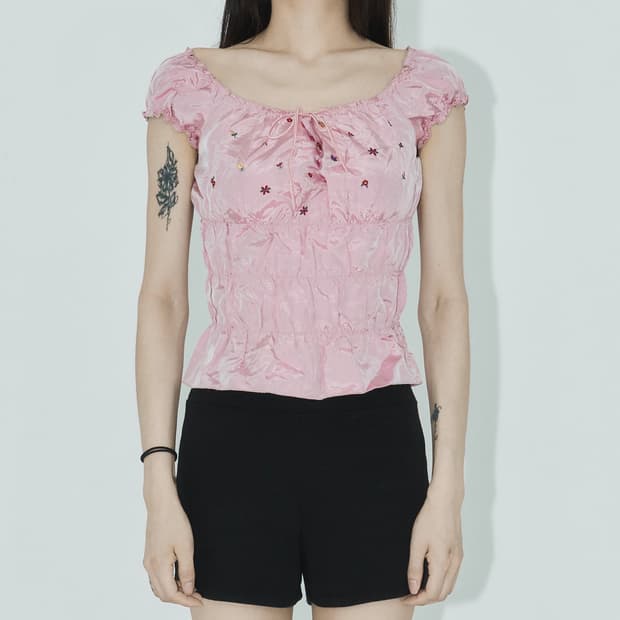 Buberry shirring top