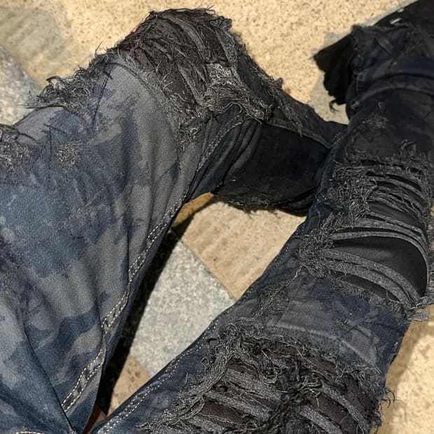 Fagassent distressed jeans