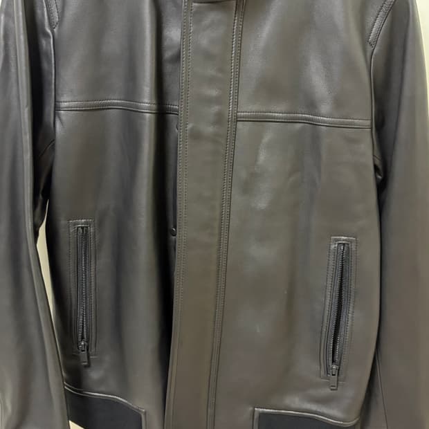 띠어리 (Thoery) 가죽자켓 S 팝니다