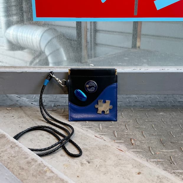 토가 비릴리스 넥 스트랩 레더 코인 케이스