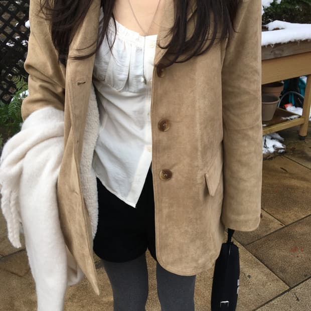 아워캐비넷 sofie fur suede jacket (butter)