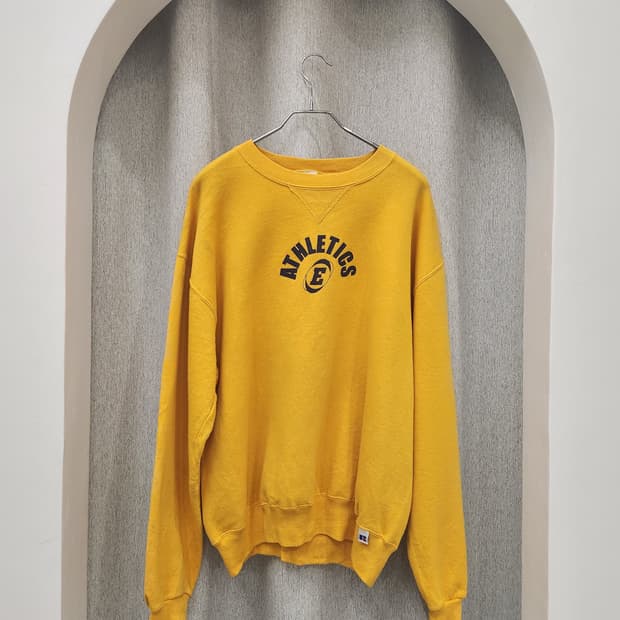 90s Russell Authentic Sweet Shirt 