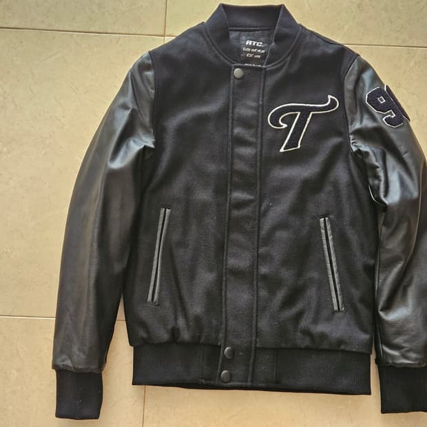 엘지트윈스 바시티 블랙 자켓