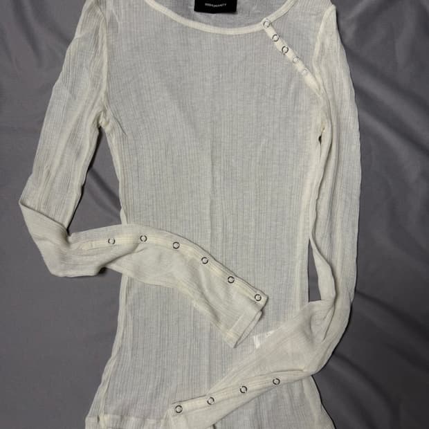 999휴머니티 시어 스랩 롱슬리브