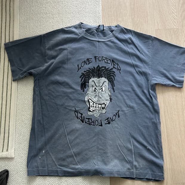 도넛리벤지 핑거프레스 반팔티 3