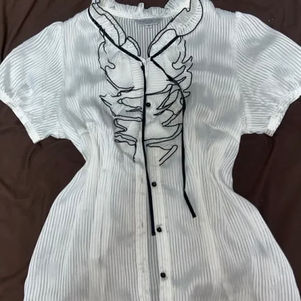 긱시크 갸루 빈티지 블라우스