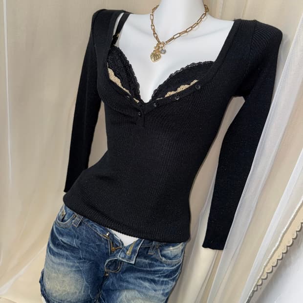 38 Pinky&Dianne 핑키앤다이앤 글리터 브이넥 니트