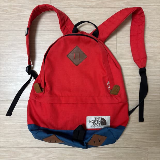 노스페이스 빈티지 데이팩 레드