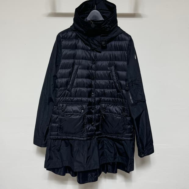 몽클레어 sachiyo 레이어드 경량 코트 블랙 0