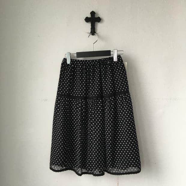 Crochet trimming dot pattern midi skirt