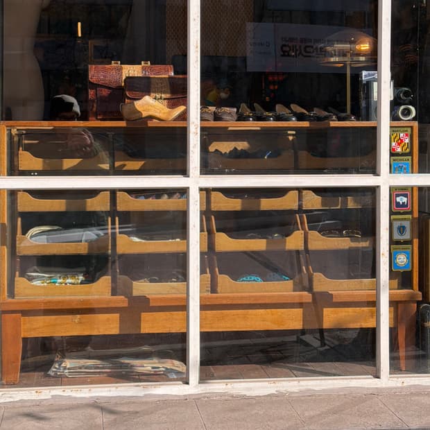 빈티지 소품 영국 엔틱 하버데셔리 진열장