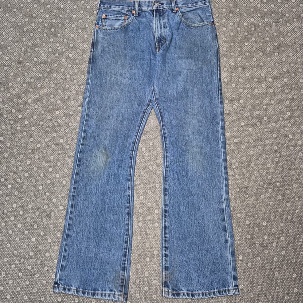 [32] 리바이스 517 - 302