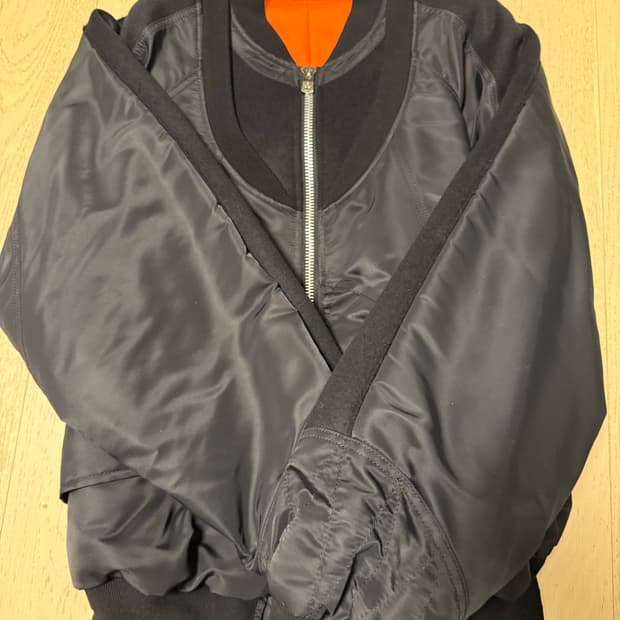 [46]타카히로 미야시타 더 솔로이스트 이중봄버 검검 블랙