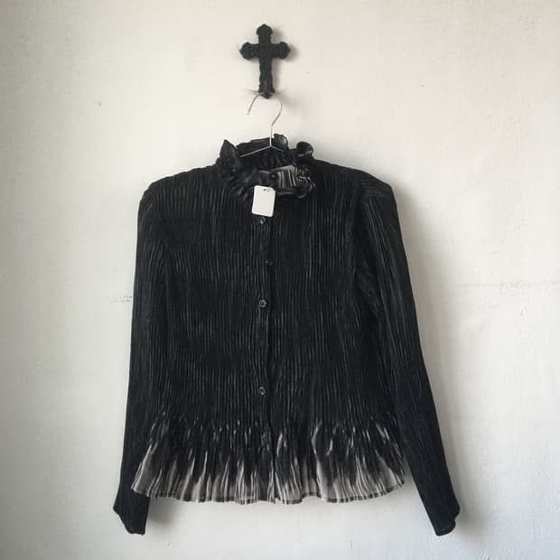 Dyed point pleats jacket
