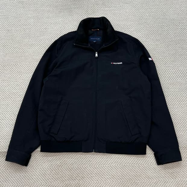 타미힐피거 레터링 바람막이 r2444