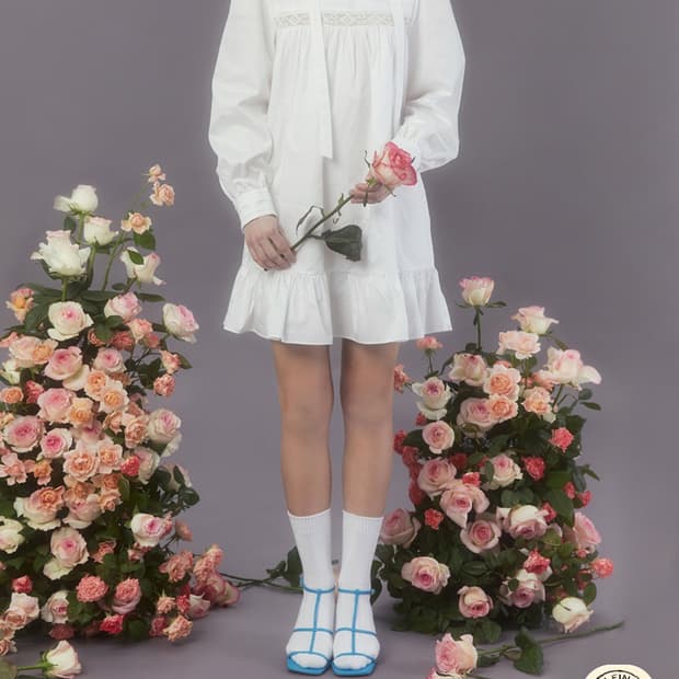 마가린핑거 ROSY SCARF ONE-PIECE (WHITE) 