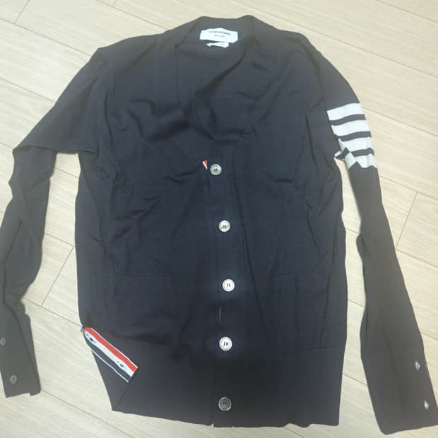 톰브라운 메리노울 가디건 네이비 사이즈 2