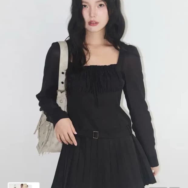 일리고 플리츠 원피스 블랙