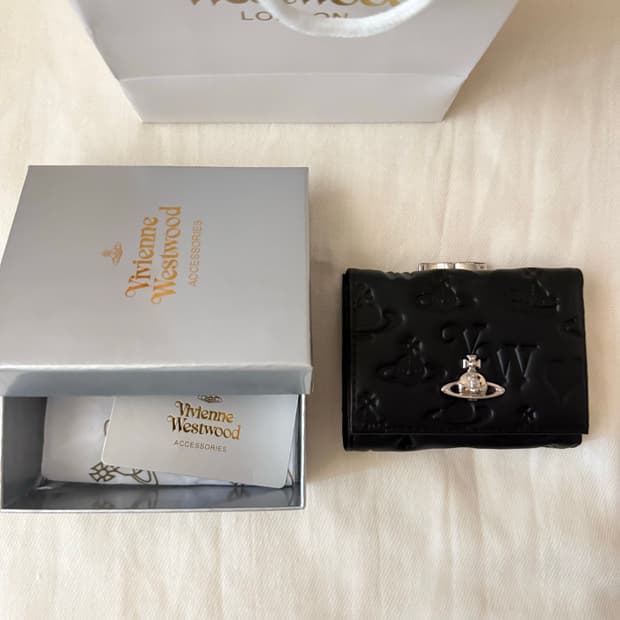 비비안웨스트우드 반지갑