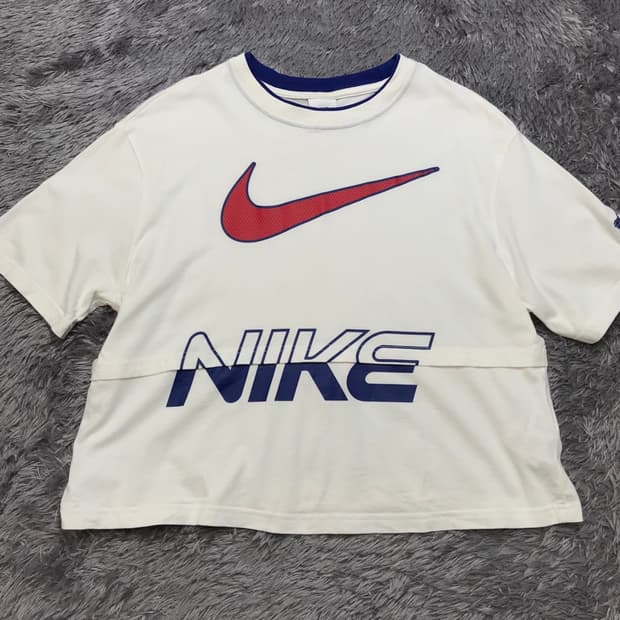 [[여성L,24년,A급] 나이키(NIKE) NSW 세미크롭 반팔티@862