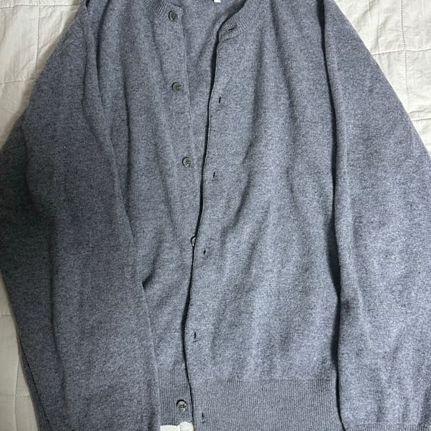 아트이프액츠 홀가먼트 라운드넥 가디건 L