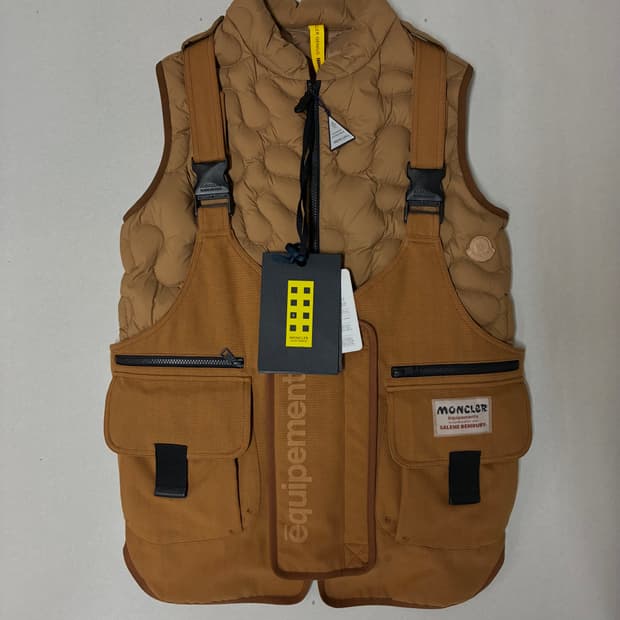 몽클레르 X 살레헤 벰버리 시어핀스키 3-IN-1 베스트 브라운 2사이즈