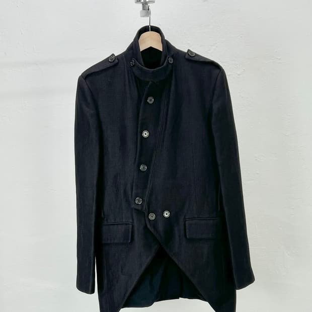 앤드뮐미스터 블랙 12fw 하이넥 나폴레옹 자켓