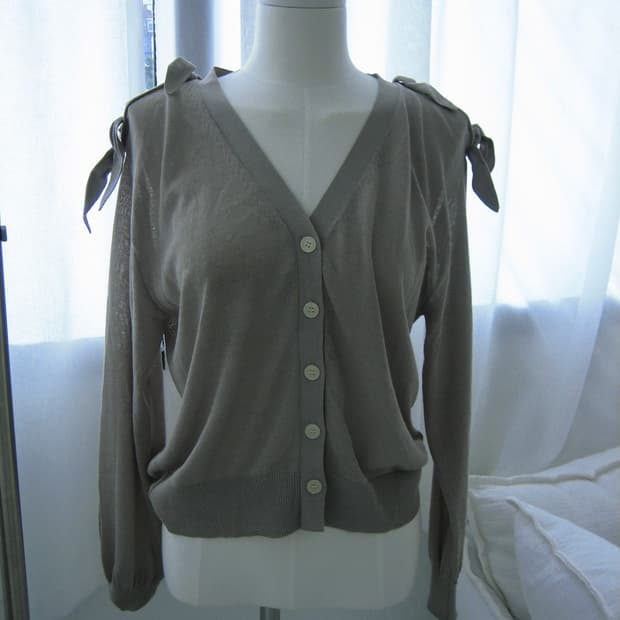 [GU X UNDERCOVER] Ribbon Cardigan