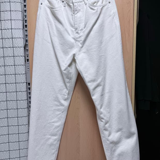 브랜디드 화이트데님 