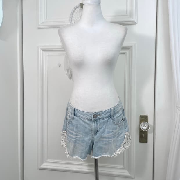 light denim lace trim summer short pants