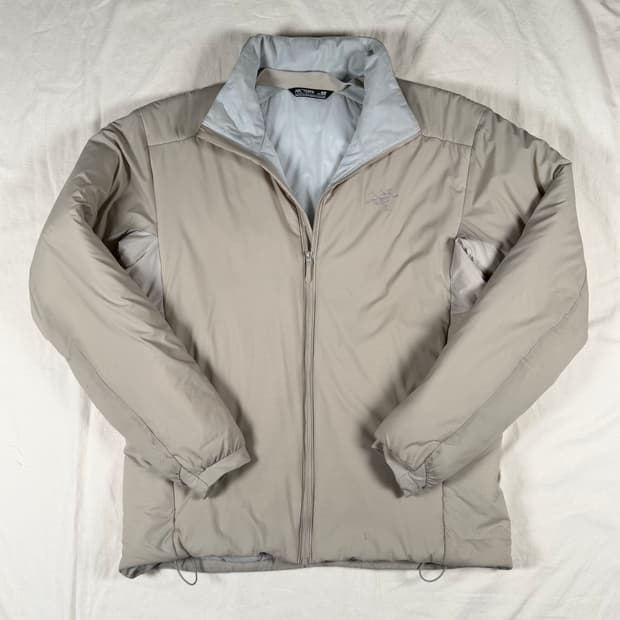 아크테릭스 아톰 헤비웨이트 패딩 점퍼