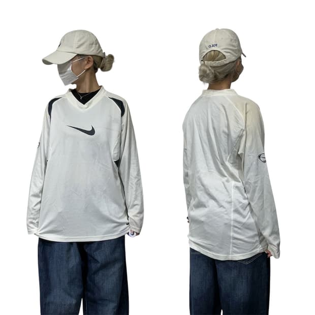 나이키 아이보리 미드 스우시 빅 로고 웜업 스웻 셔츠 맨투맨 M