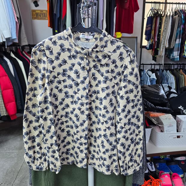 트렌드콜렉션 꽃무늬 블라우스 (1409)