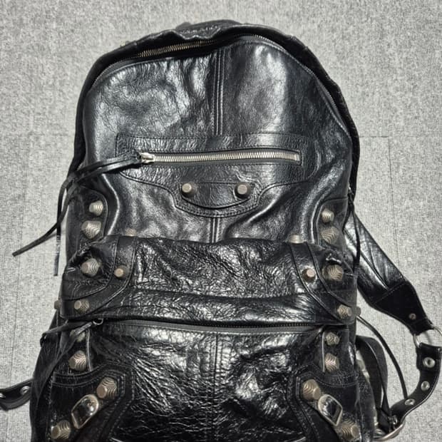 발렌시아가 르카골 백팩