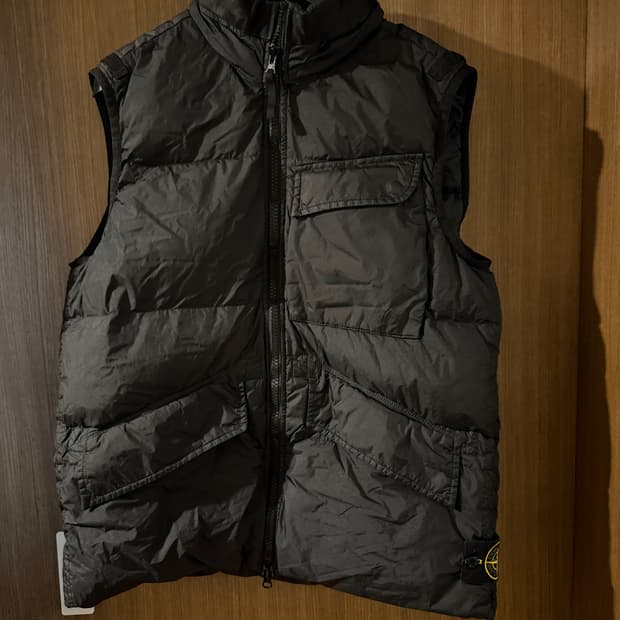 스톤아일랜드 조끼 패딩