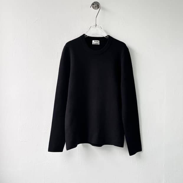 아크네 스튜디오 스웨터