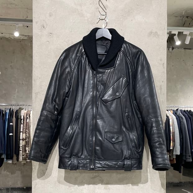 알렉산더 왕 x h&m 블랙 패디드 카우 레더 자켓