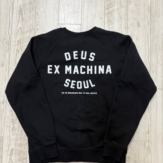 데우스 엑스마키나 맨투맨 블랙 L