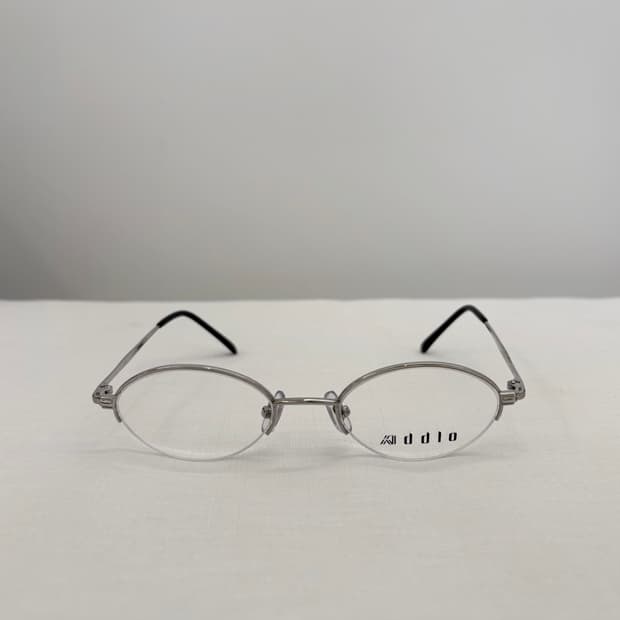 ADDLO 실버 오벌 반무테 빈티지안경