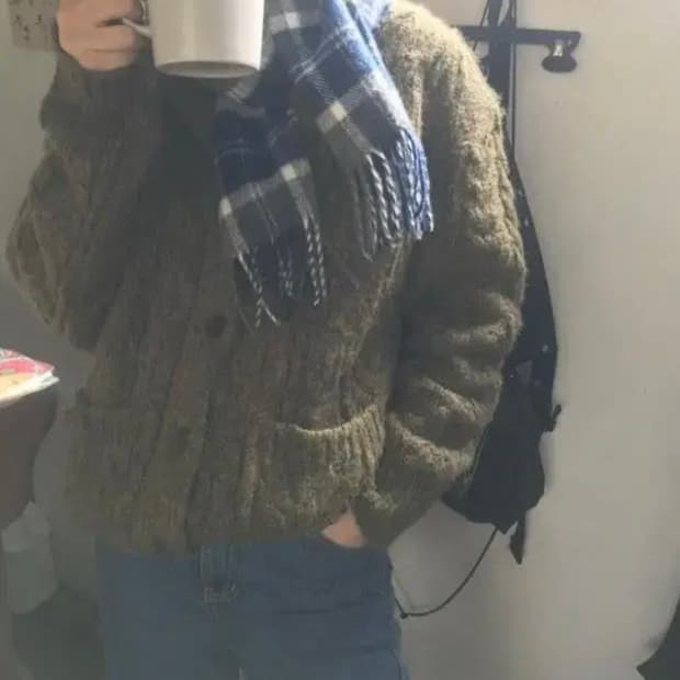 시엔느 그랜파 꽈배기 니트가디건